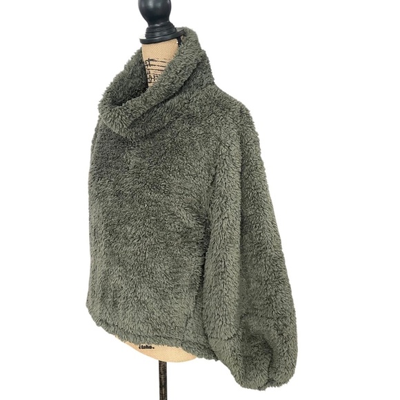 Lululemon Warm Restore Sherpa Pullover Fleece Army Green Size XS/Small - Picture 8 of 9